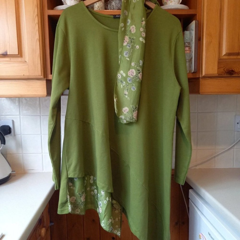 Made in italy sweater top